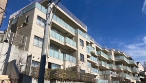 ロイヤルシーズン成城Ⅱ　１階